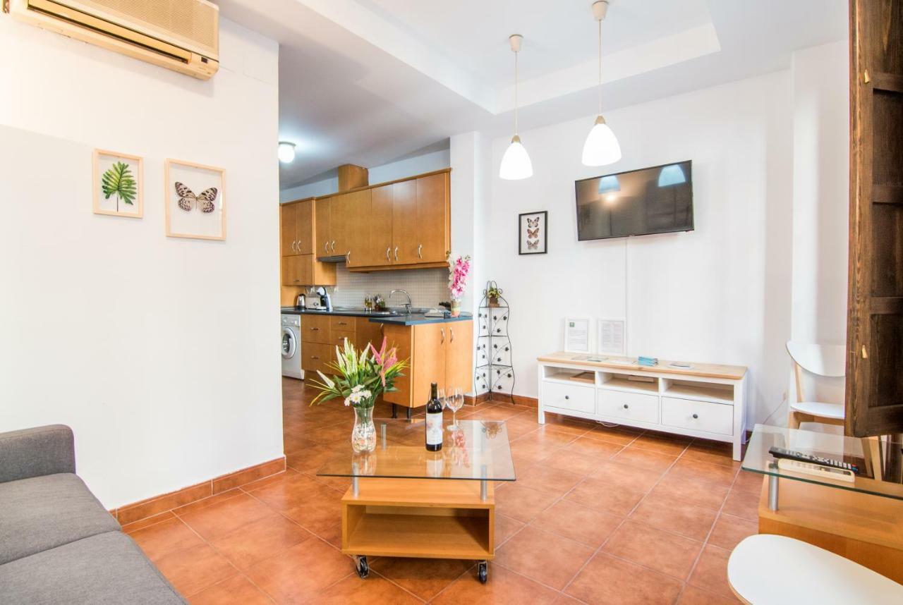 Tuguest Plaza Nueva Apartment